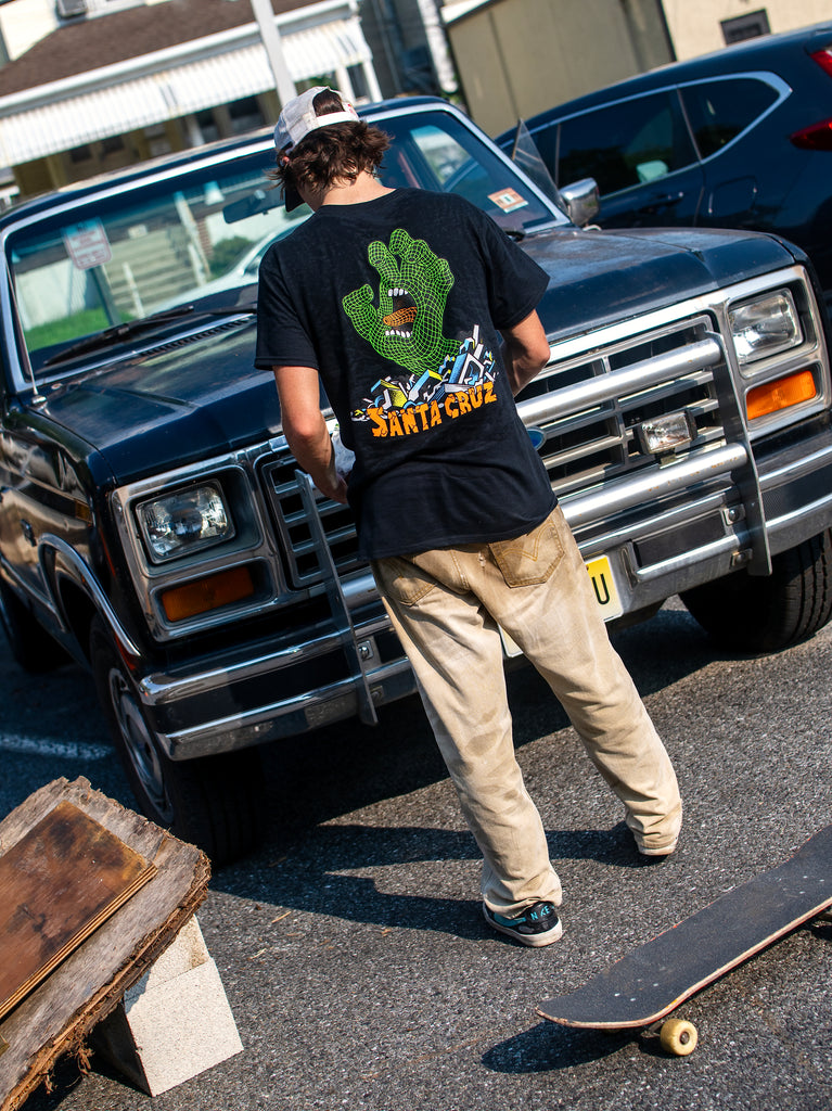 Kendall Grid Hand T-Shirt | Men's Clothing | Santa Cruz Skateboards