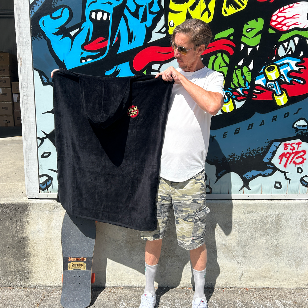 Classic Dot Hooded Towel | Beach & Surf Accessories | Santa Cruz